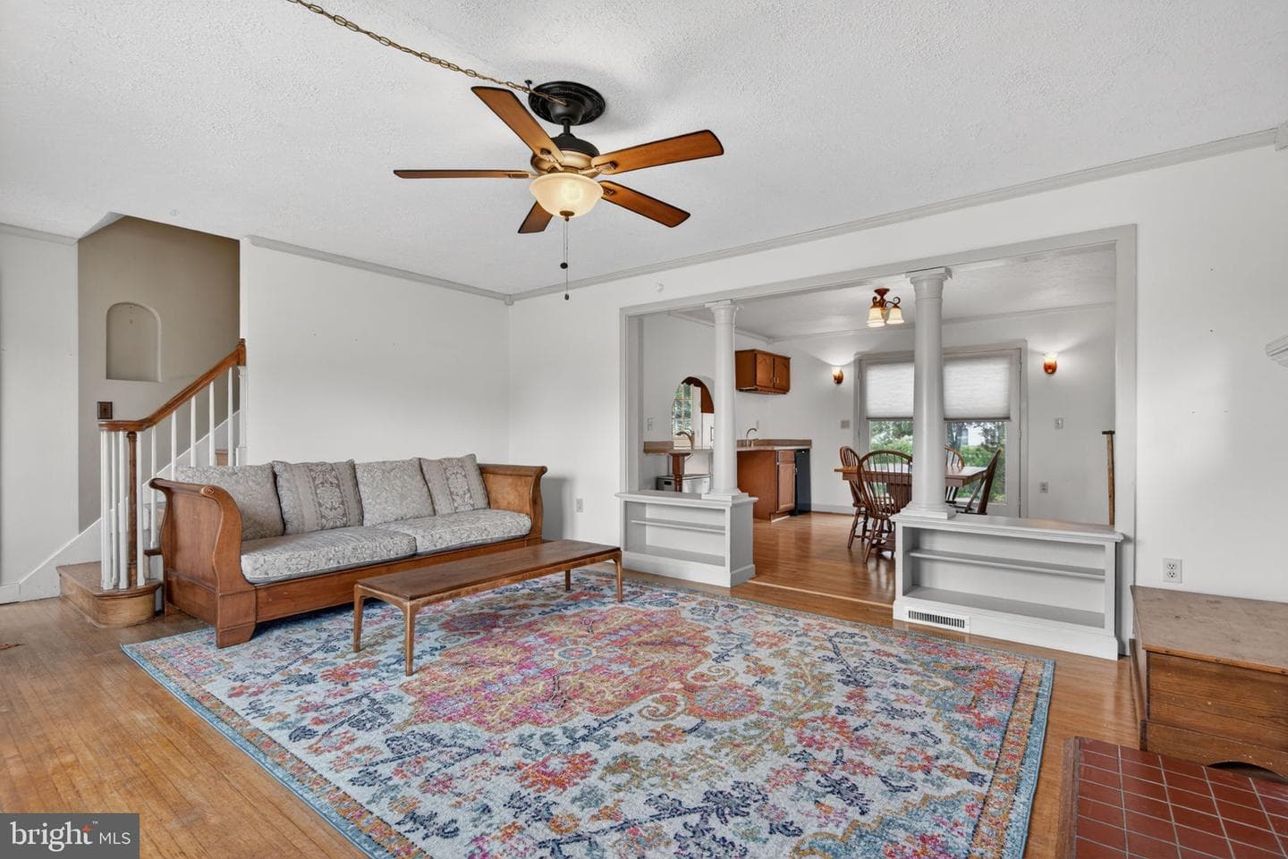 210 Stambach Street photo 7