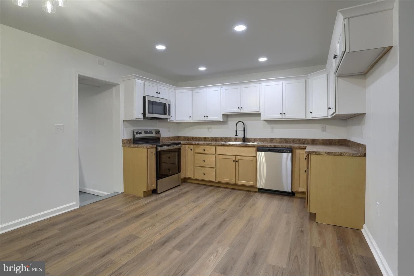38 Stanley photo 18