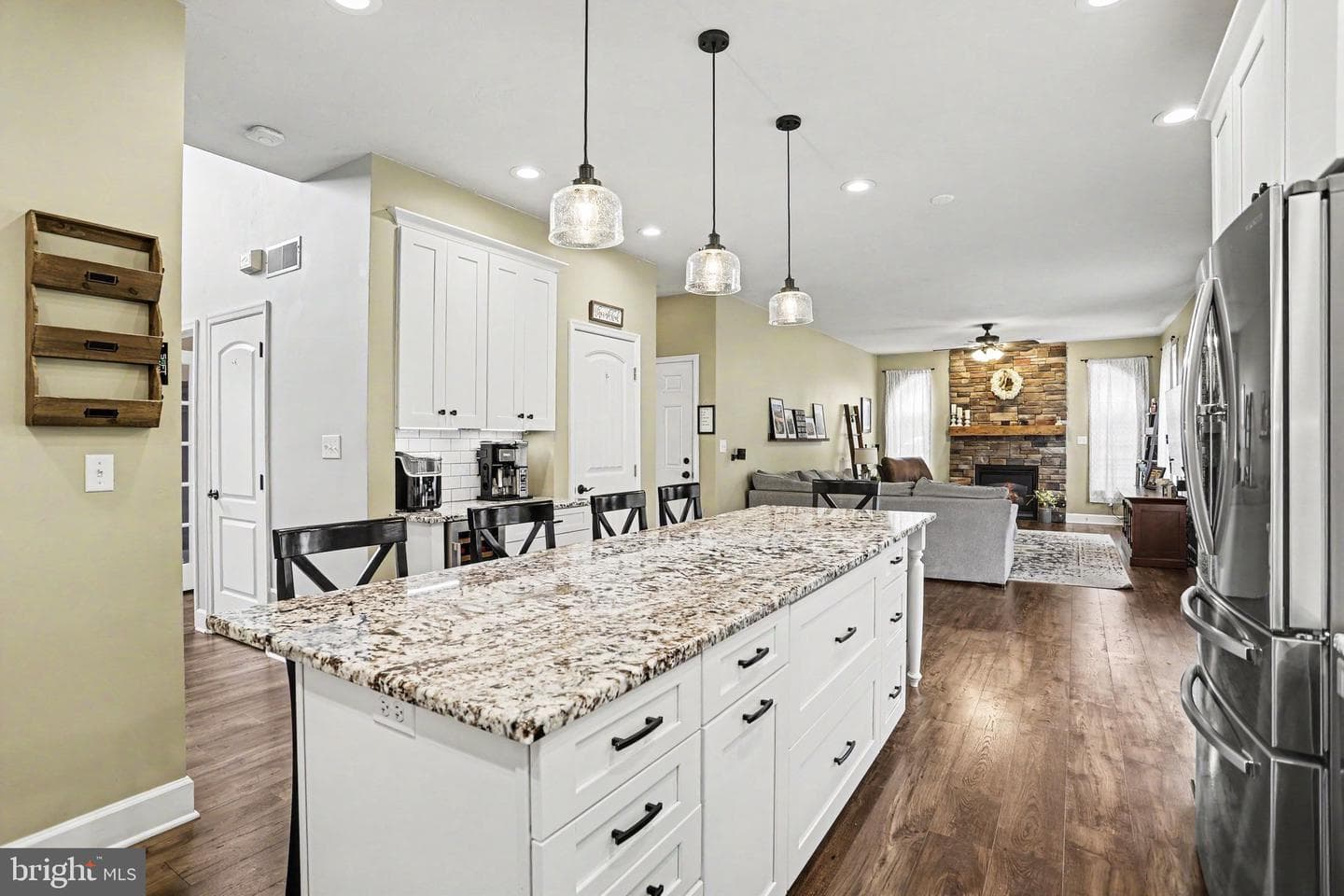 57 E Summit Dr photo 11