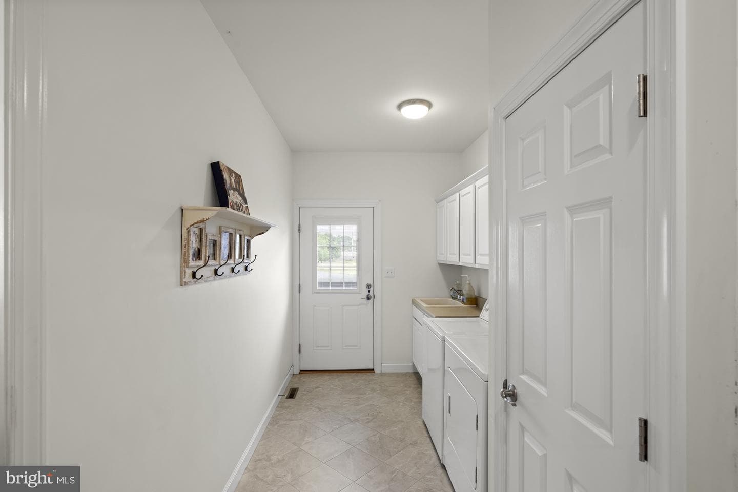 389 Carr Hill Road photo 17