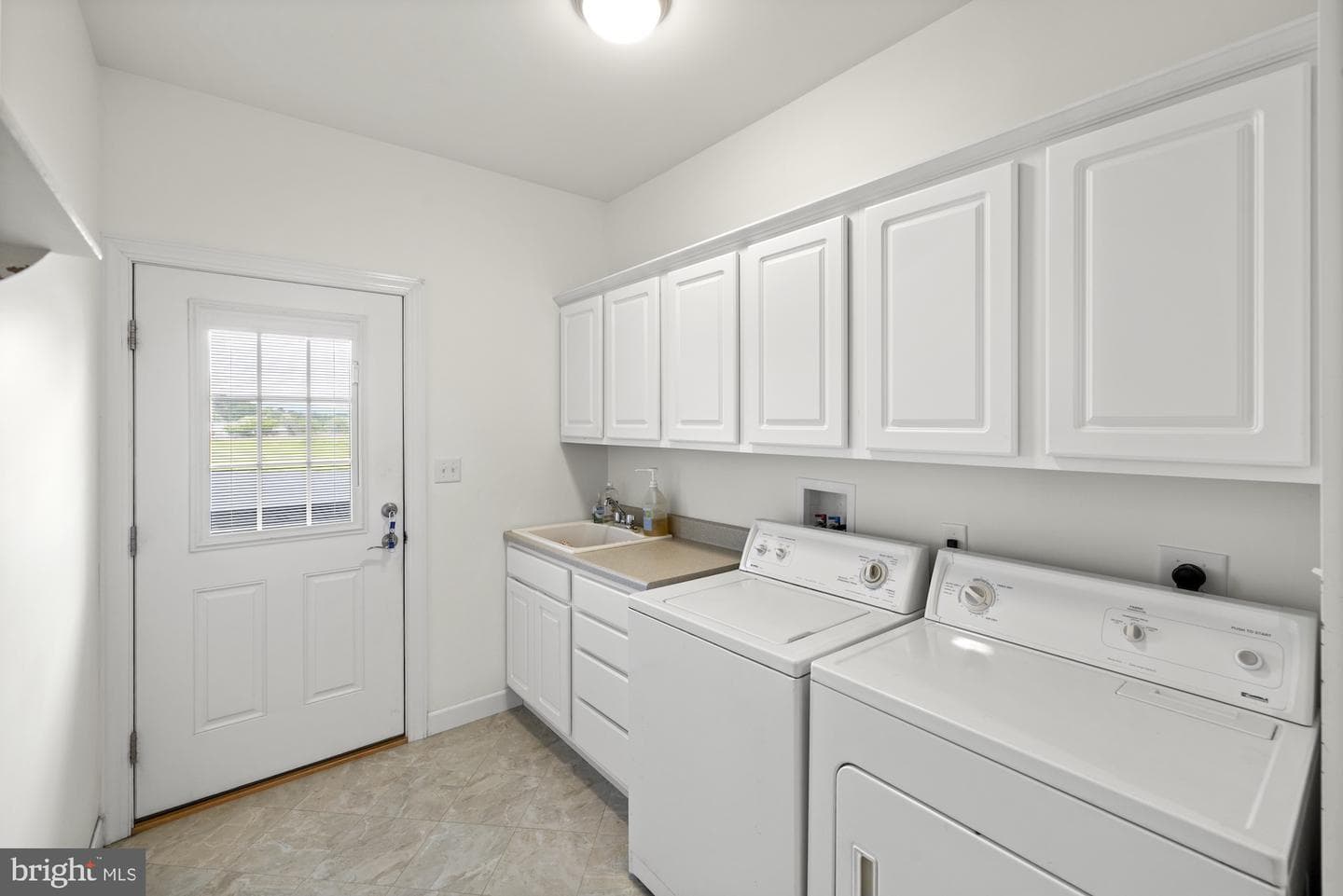389 Carr Hill Road photo 19