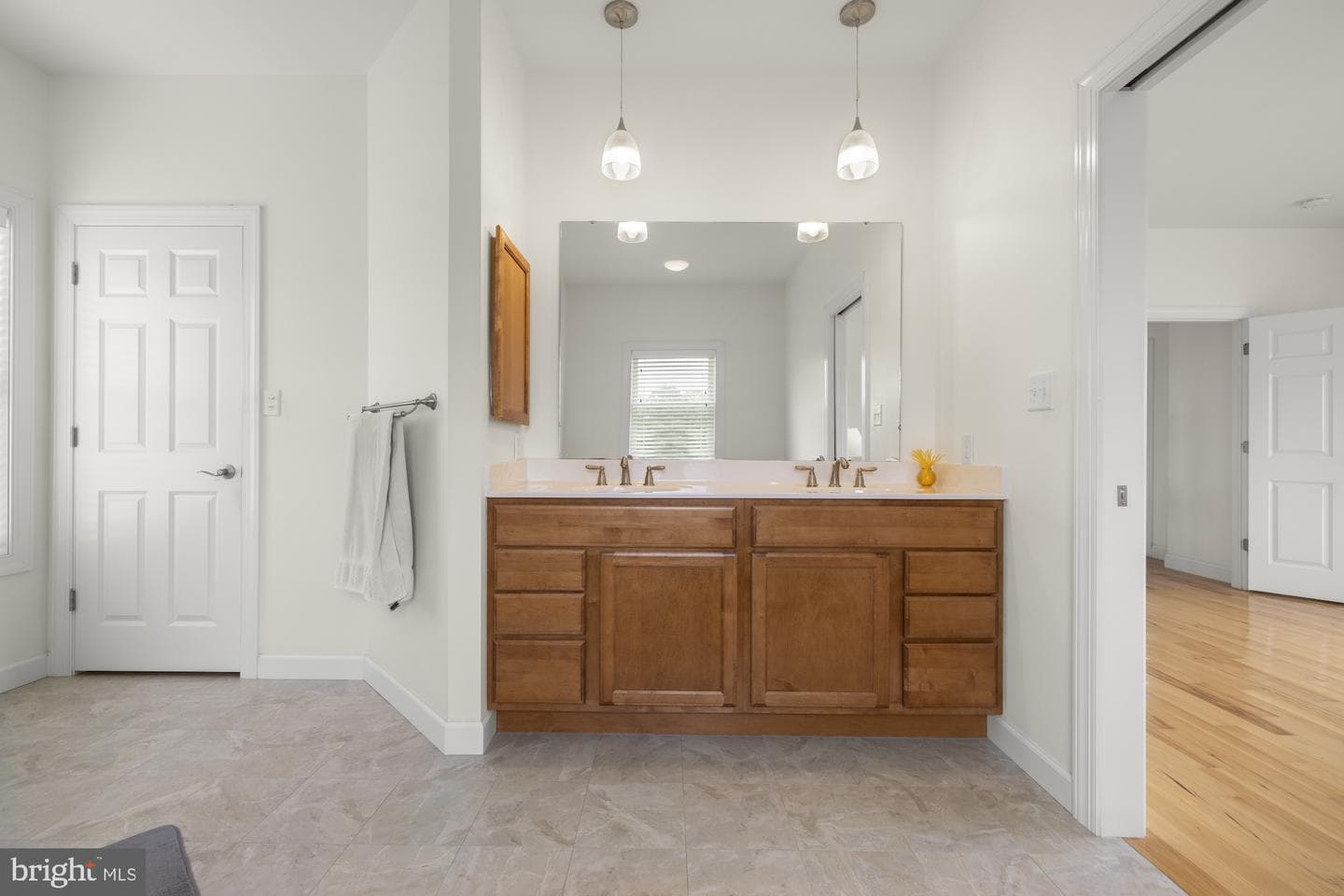 389 Carr Hill Road photo 23