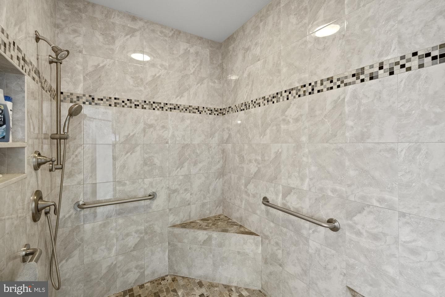 389 Carr Hill Road photo 25