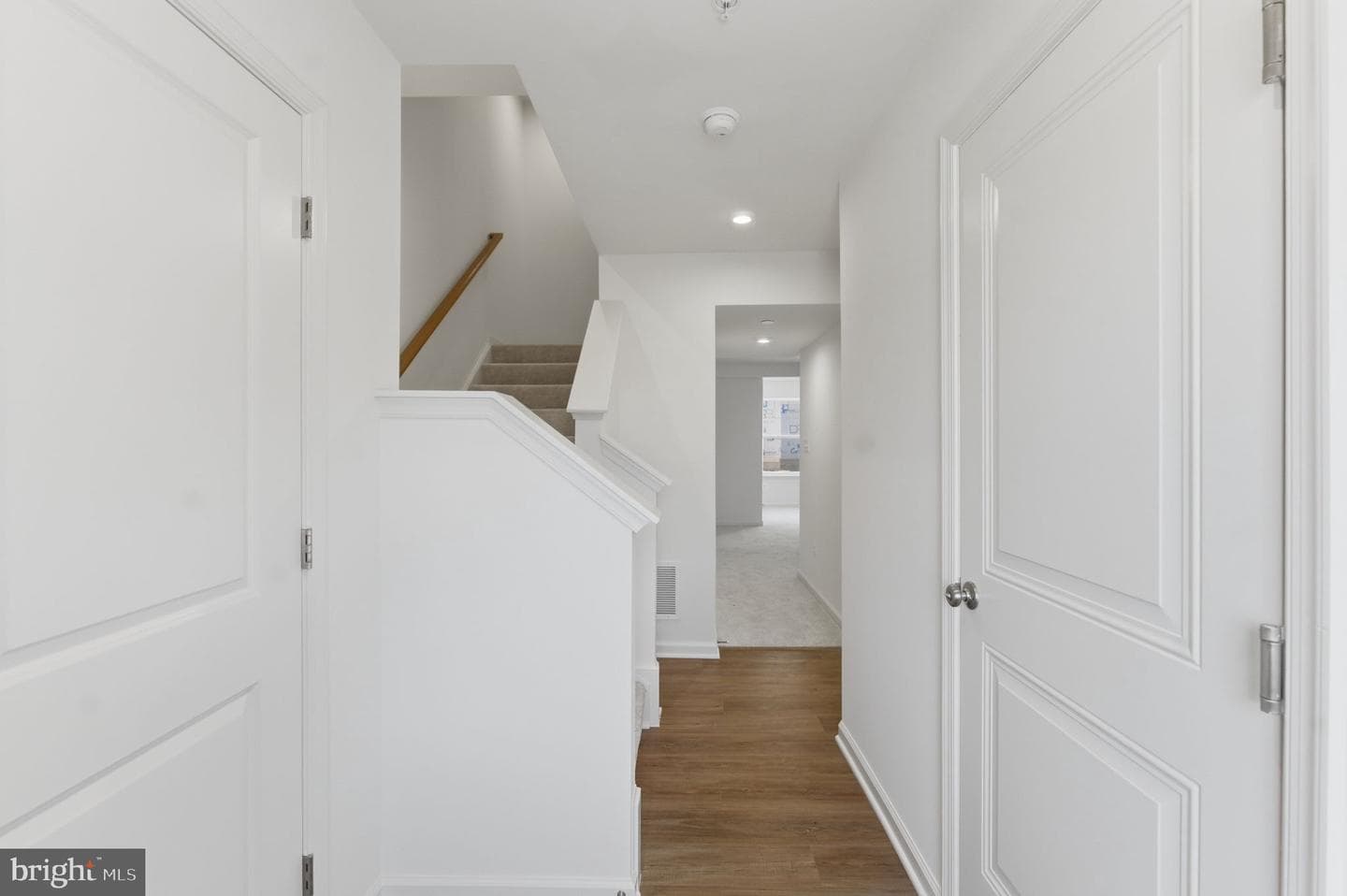 6 Magnolia Ct photo 4