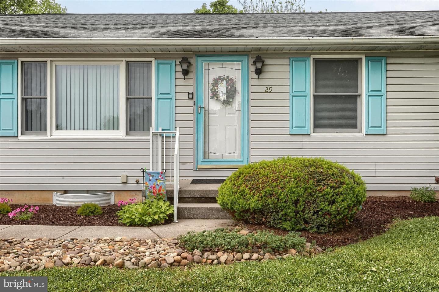 29 Hughes Drive photo 5