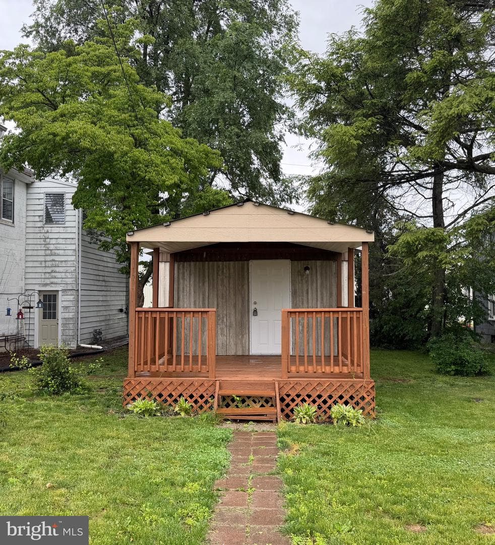 1104 W Elm Avenue W photo 3