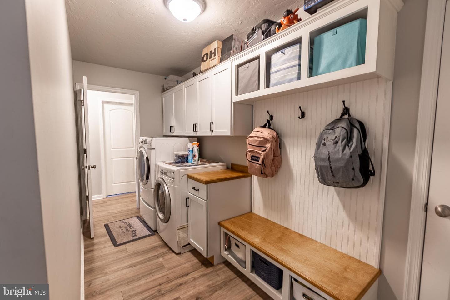141 Oxford Boulevard photo 11