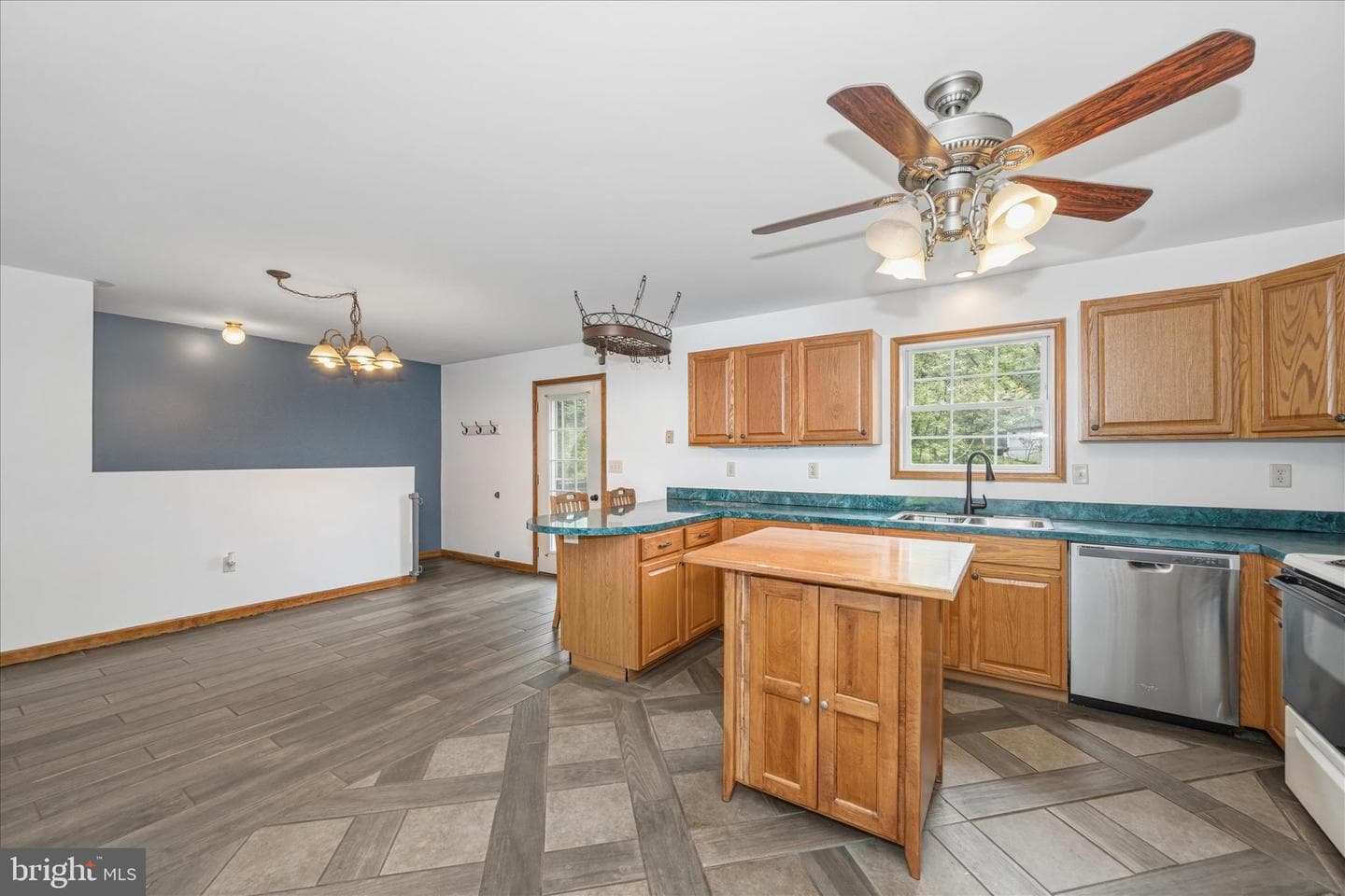 76 Skylark Trail photo 17