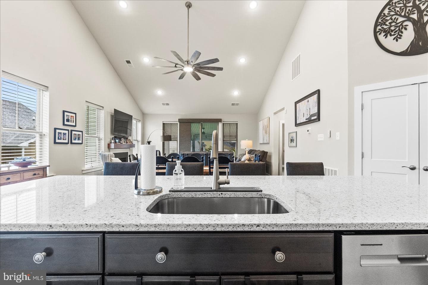 18 Broomsedge Lane photo 15