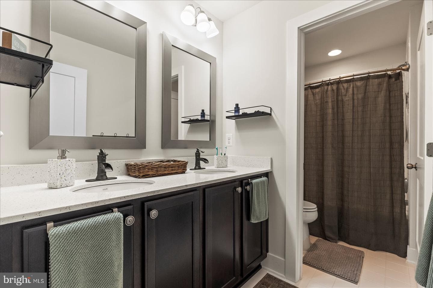 18 Broomsedge Lane photo 31