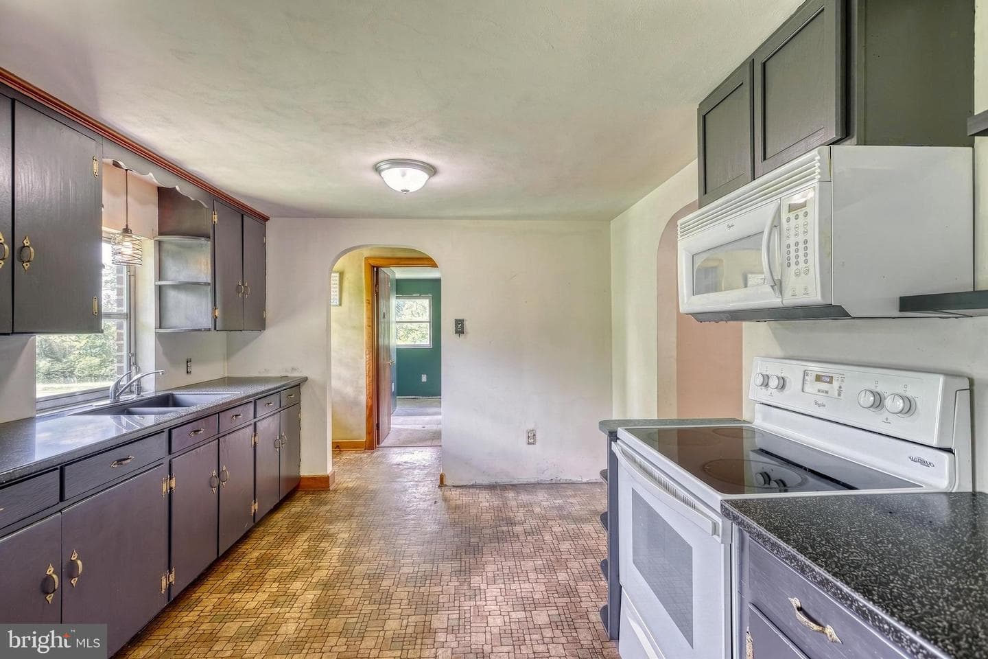 9 Pine Grove Road photo 15