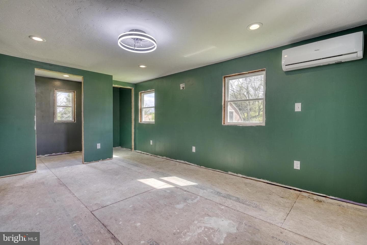 9 Pine Grove Road photo 17