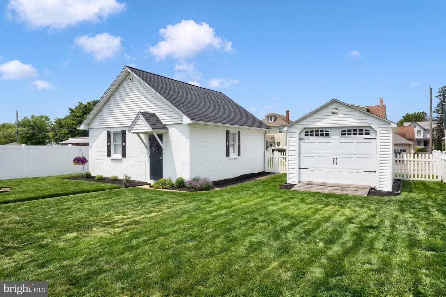 419 South photo 14