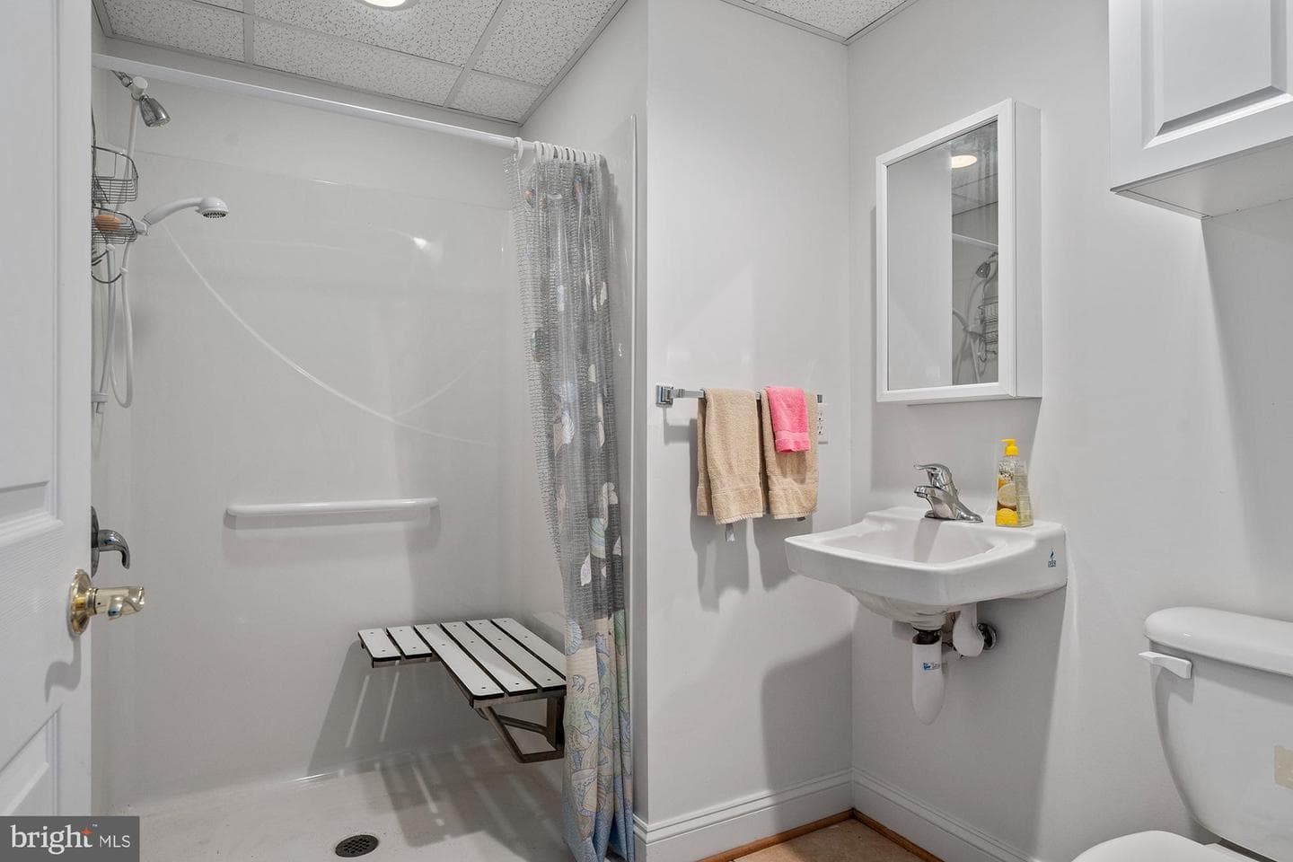 75 Saint Johns Road W photo 56