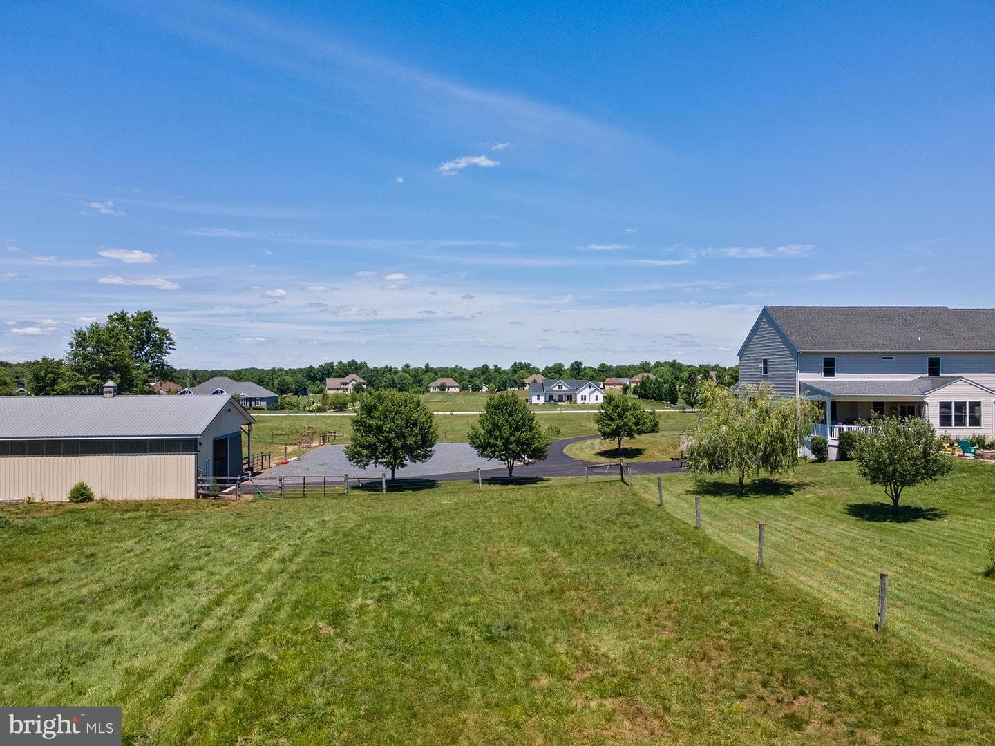 75 Saint Johns Road W photo 67