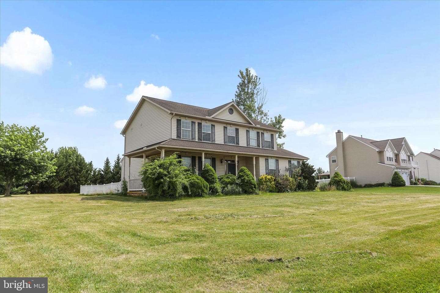 51 Stonybrook Lane photo 3