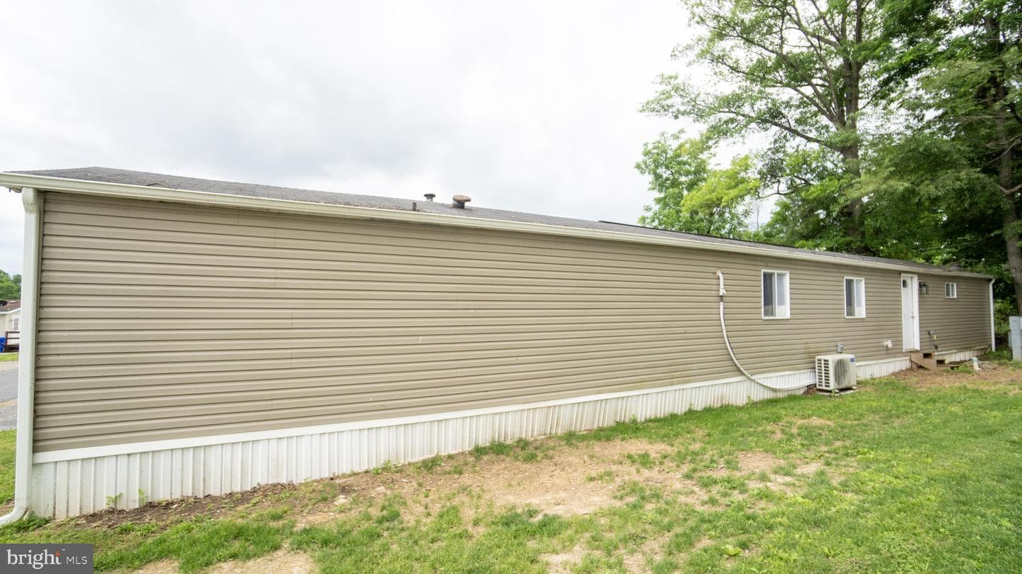 2581 Old Harrisburg Road photo 11
