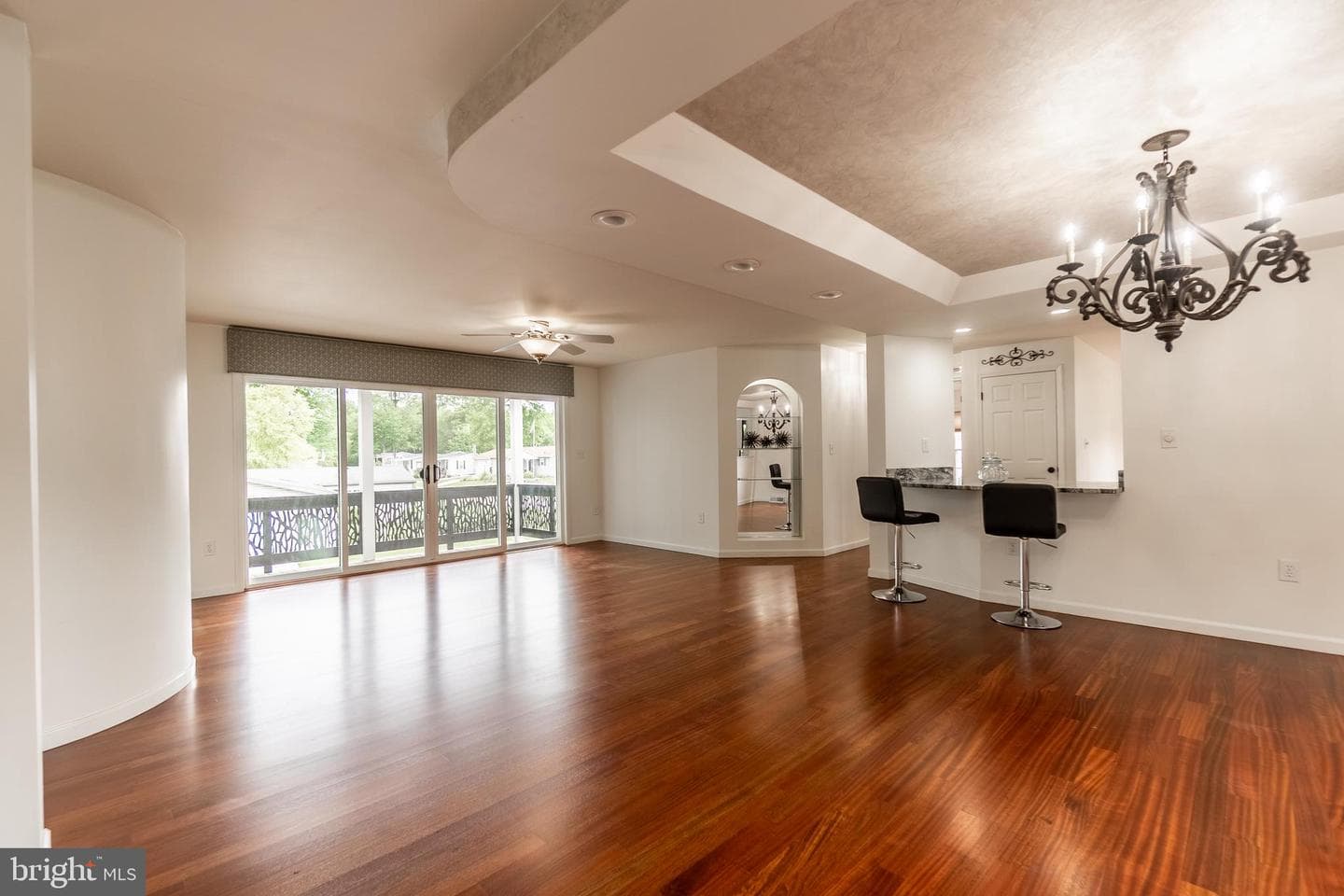 304 Crystal Creek Xing, Abbottstown
