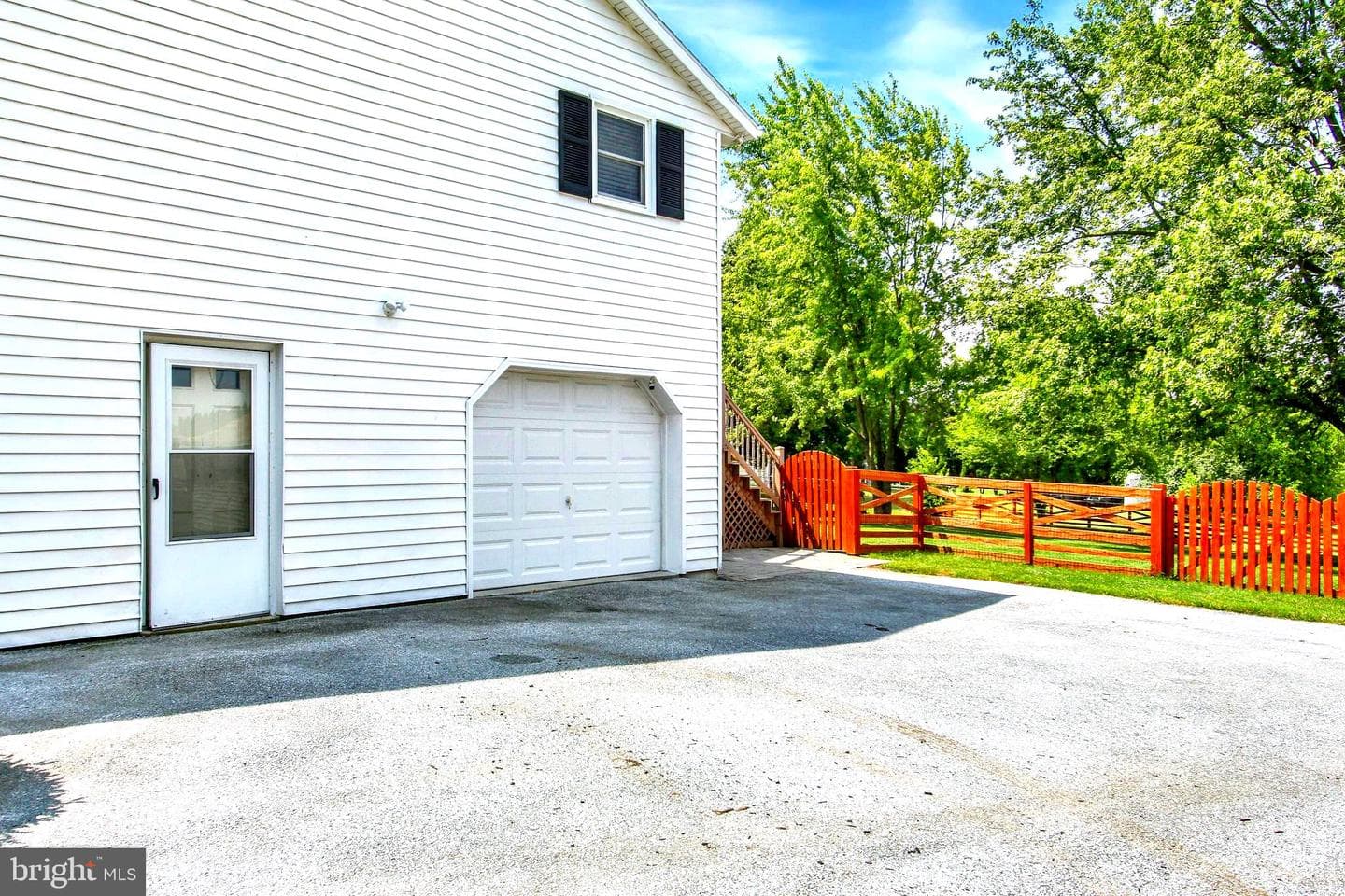 1067 Pine Grove Road photo 4