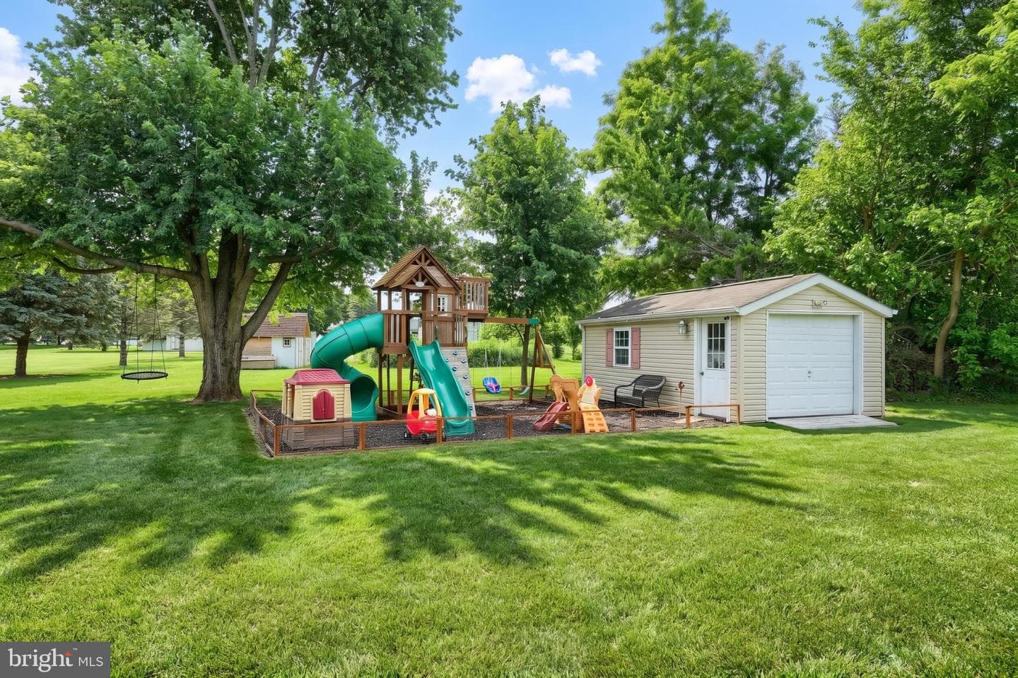 25 Fieldcrest Drive photo 12