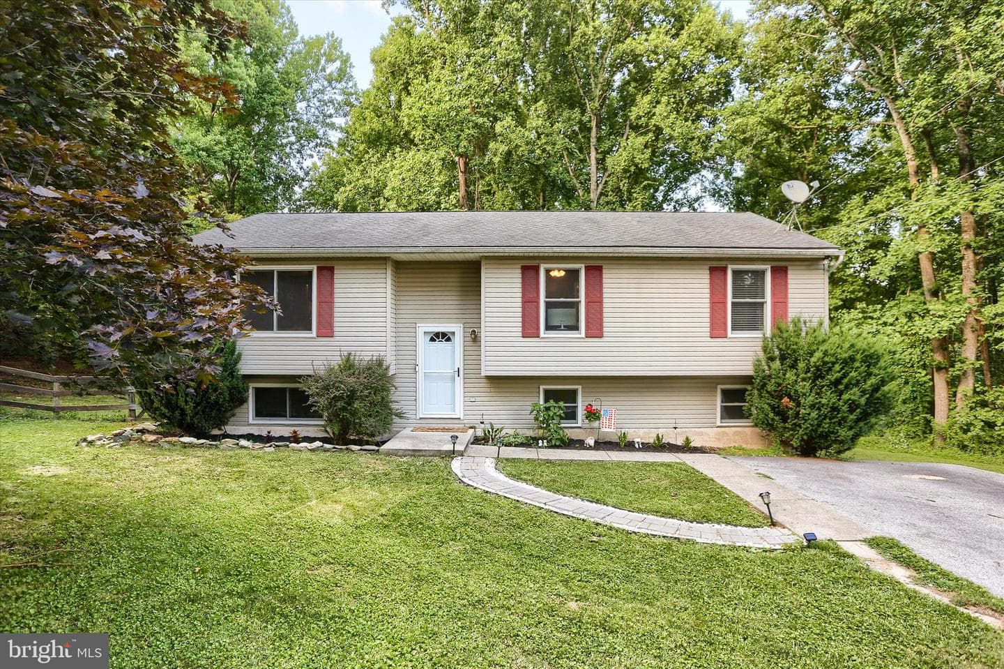 6 Blue Bird Trail, Fairfield