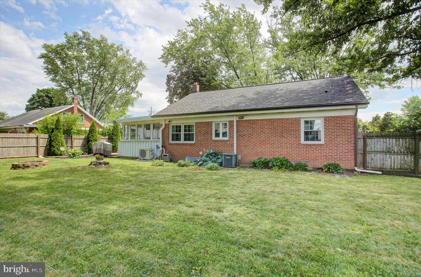 55 Clearview Lane photo 38