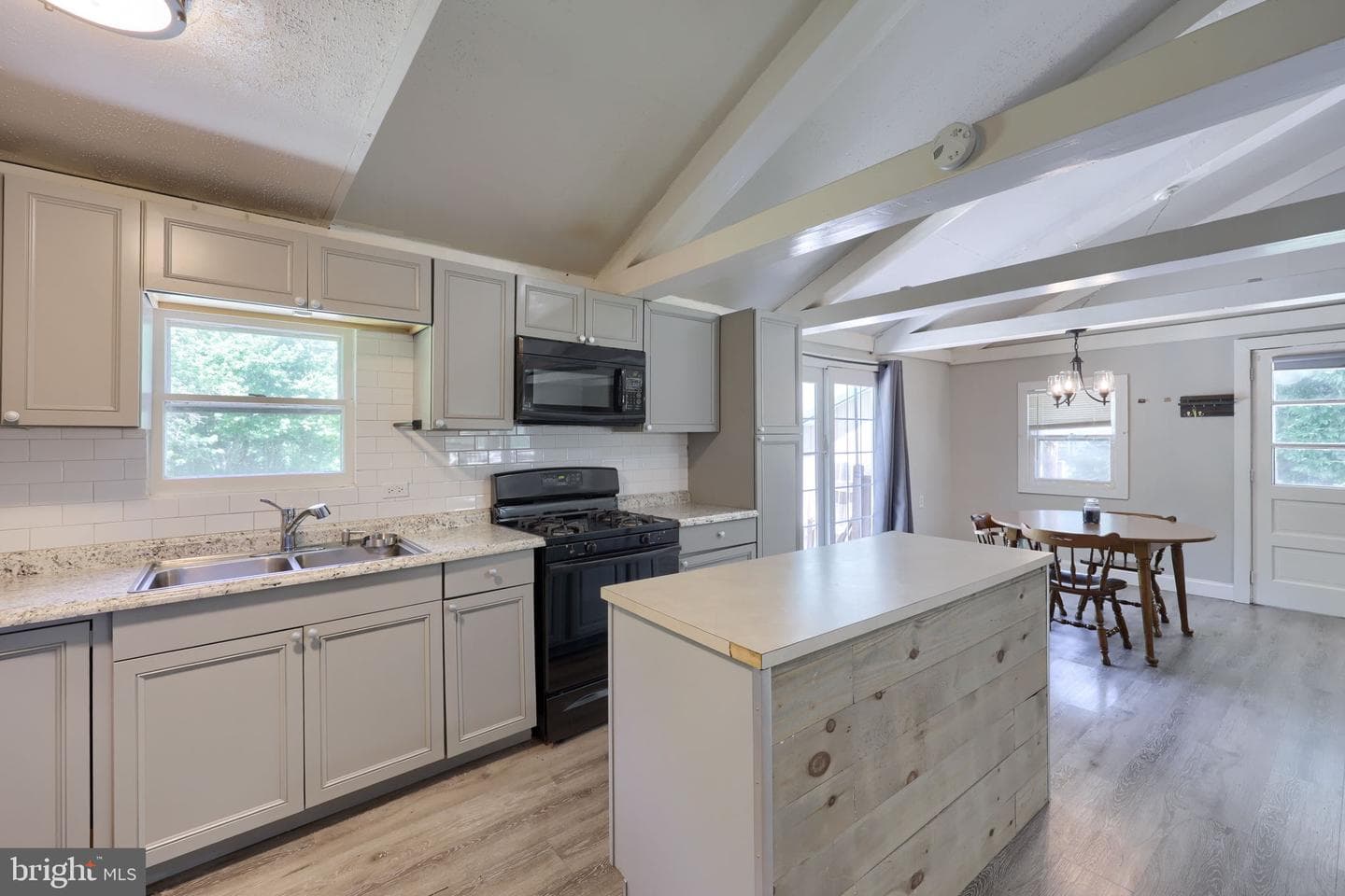 1744 Ridge Road photo 11