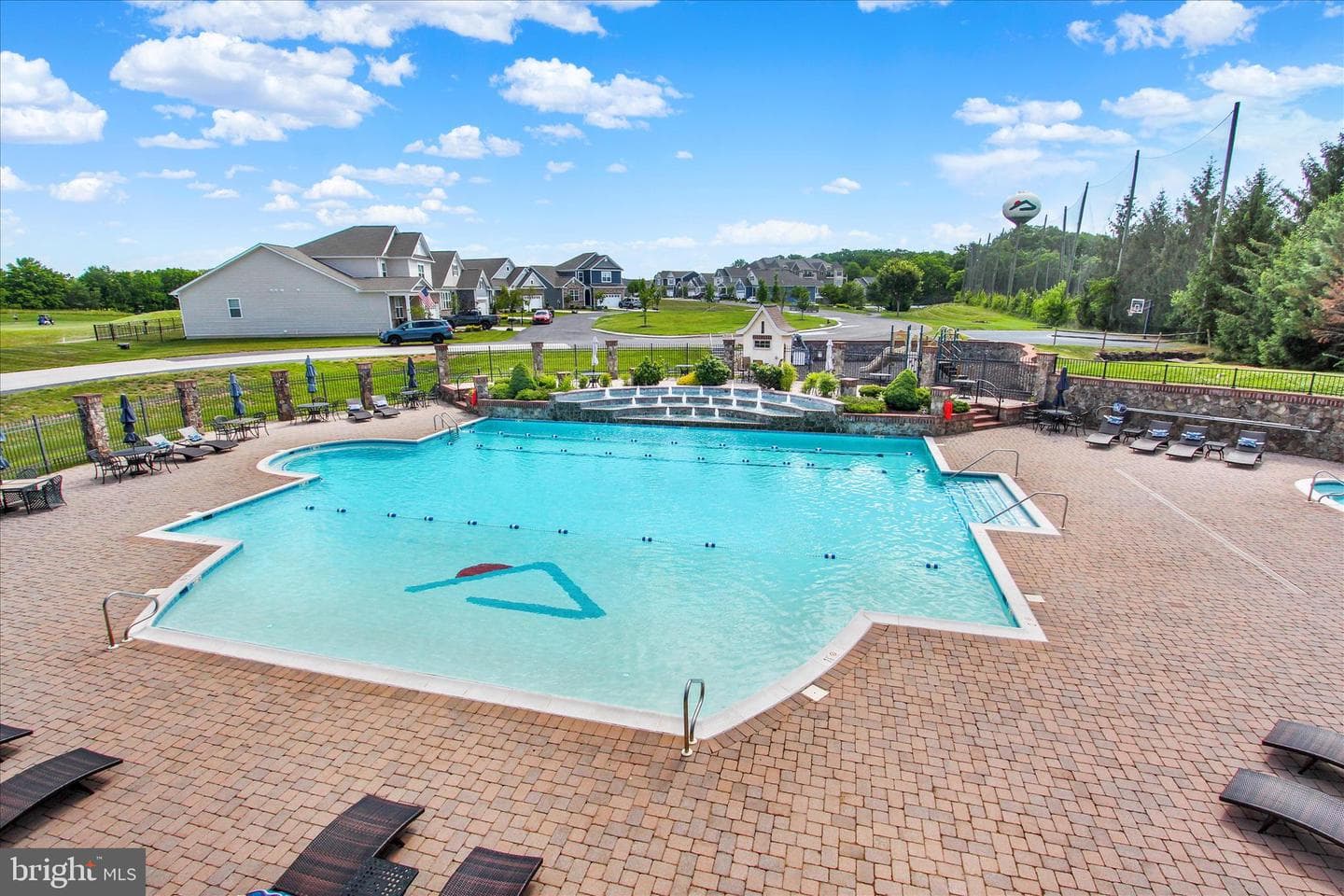 225 Savannah Drive photo 37