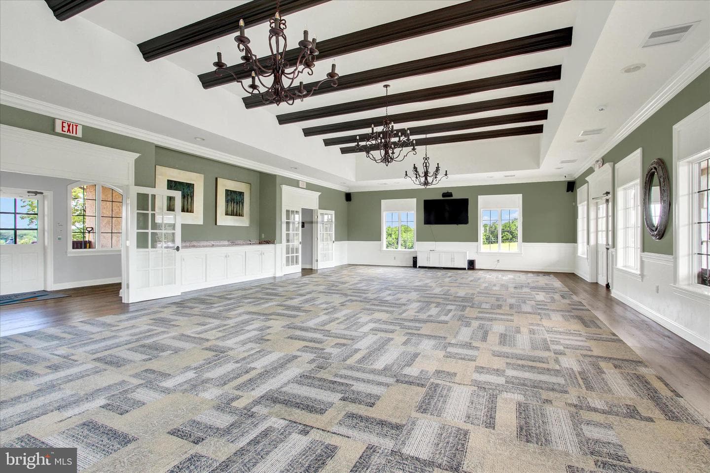 225 Savannah Drive photo 43