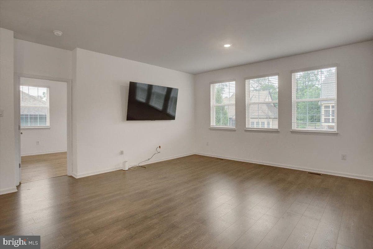 75 Garrison Falls Drive photo 27
