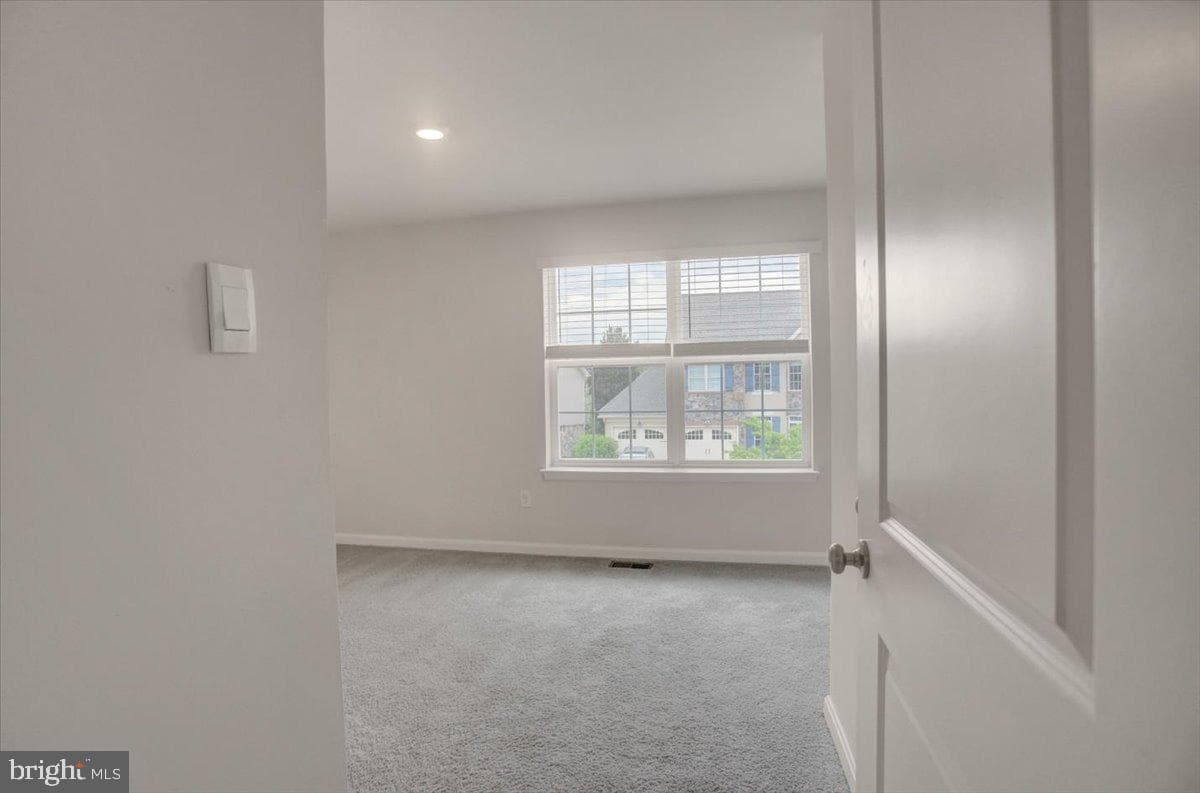 75 Garrison Falls Drive photo 43