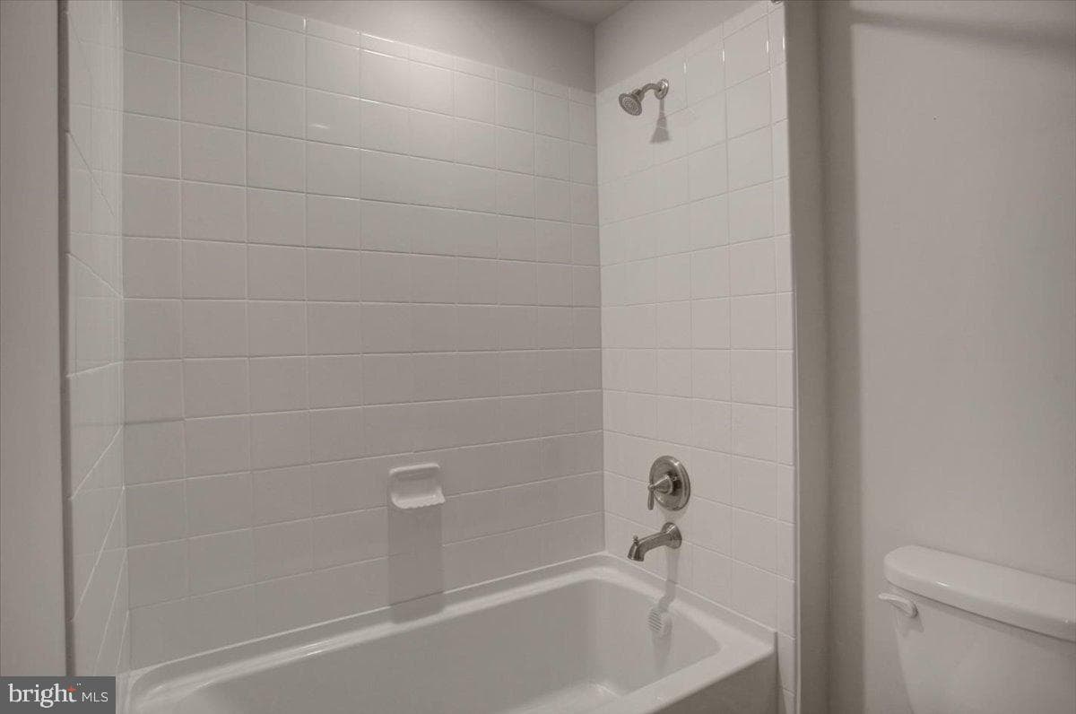 75 Garrison Falls Drive photo 44
