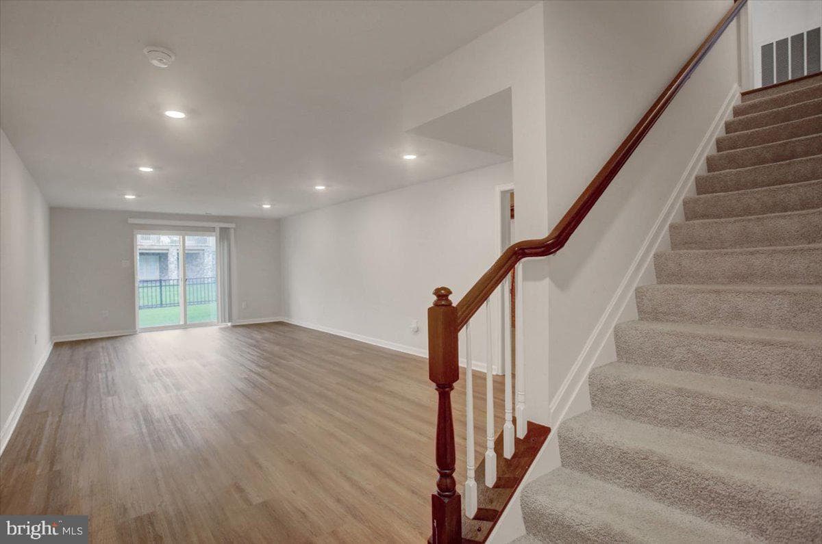 75 Garrison Falls Drive photo 46