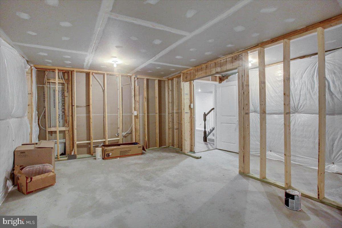 75 Garrison Falls Drive photo 53