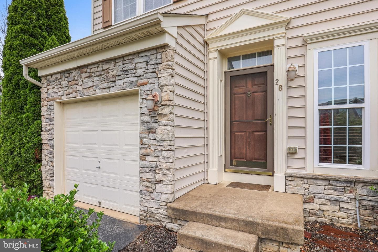 26 Birch Dr, Hanover