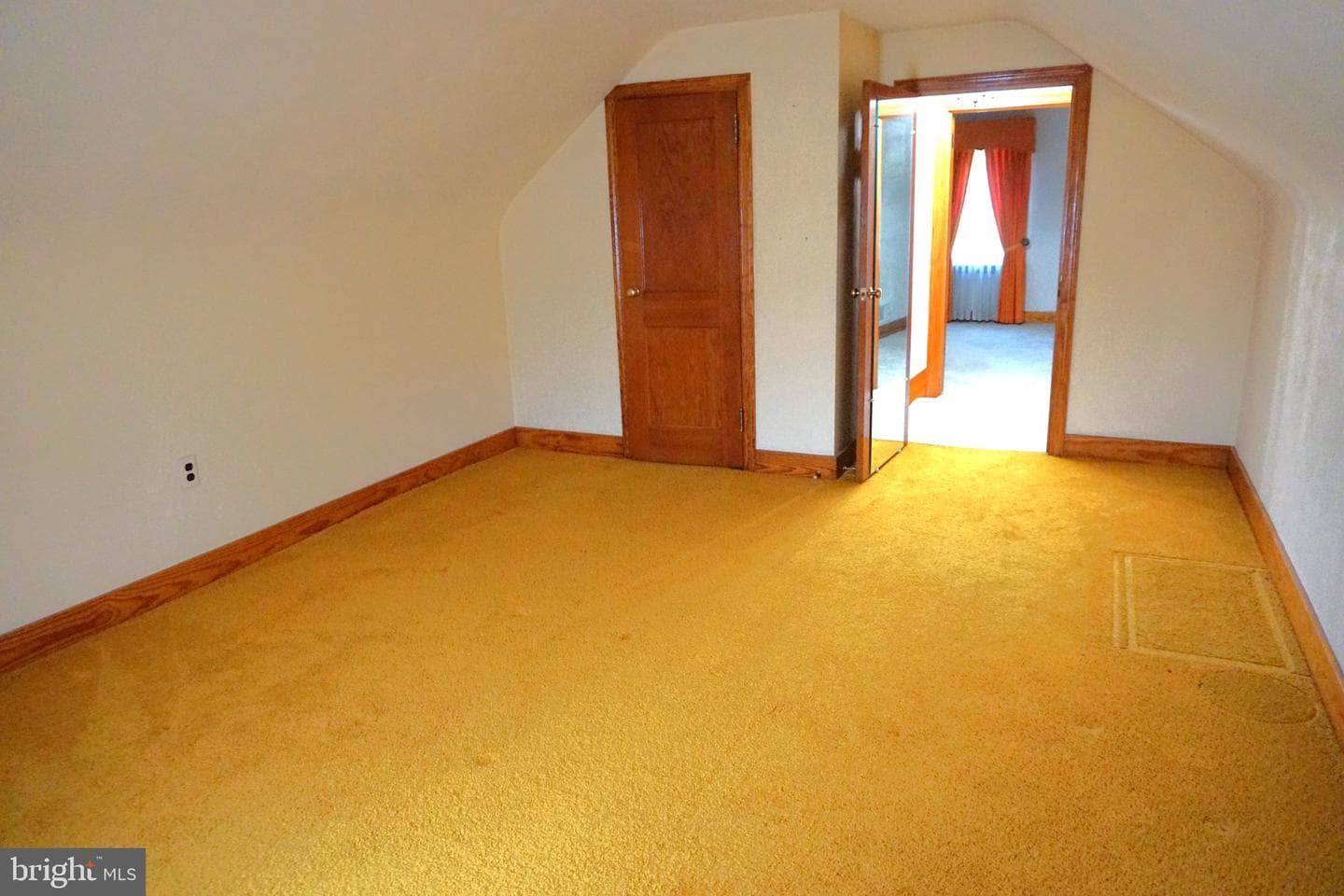 62 W Hanover Street photo 43
