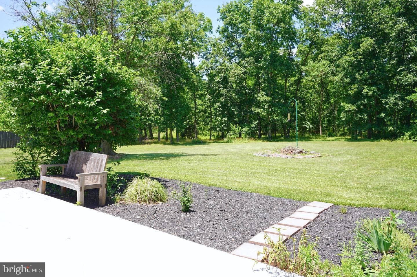 1465 Fairfield Rd photo 25