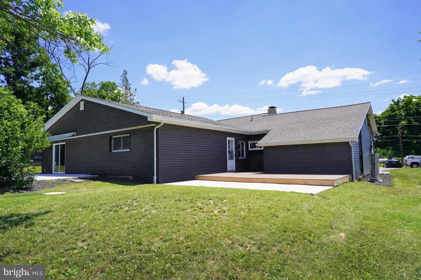 1465 Fairfield Rd photo 26