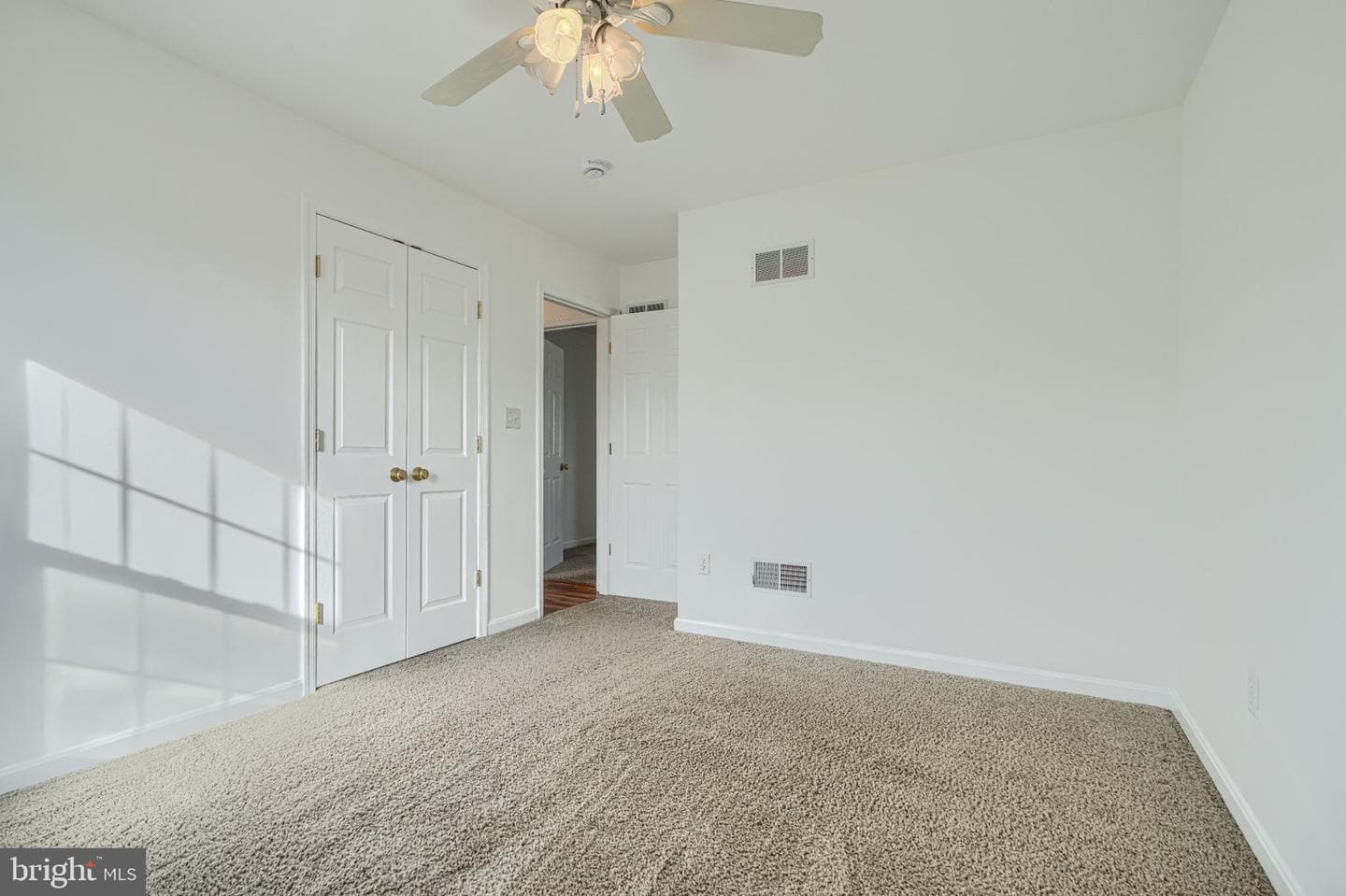 681 Grant Drive photo 15