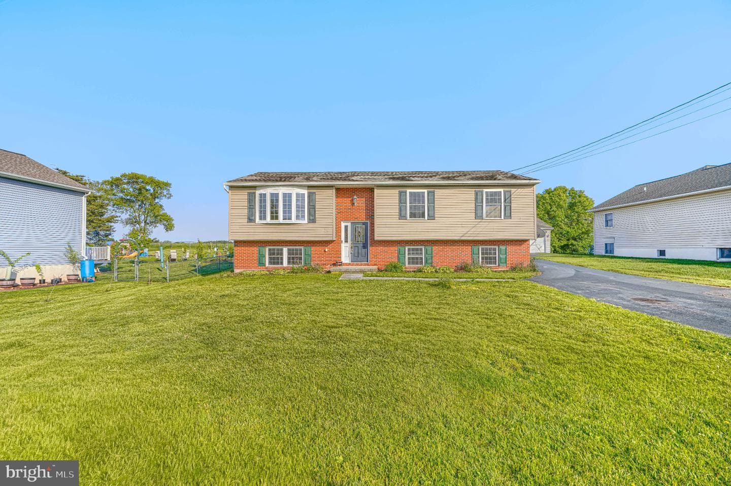 681 Grant Drive, Gettysburg