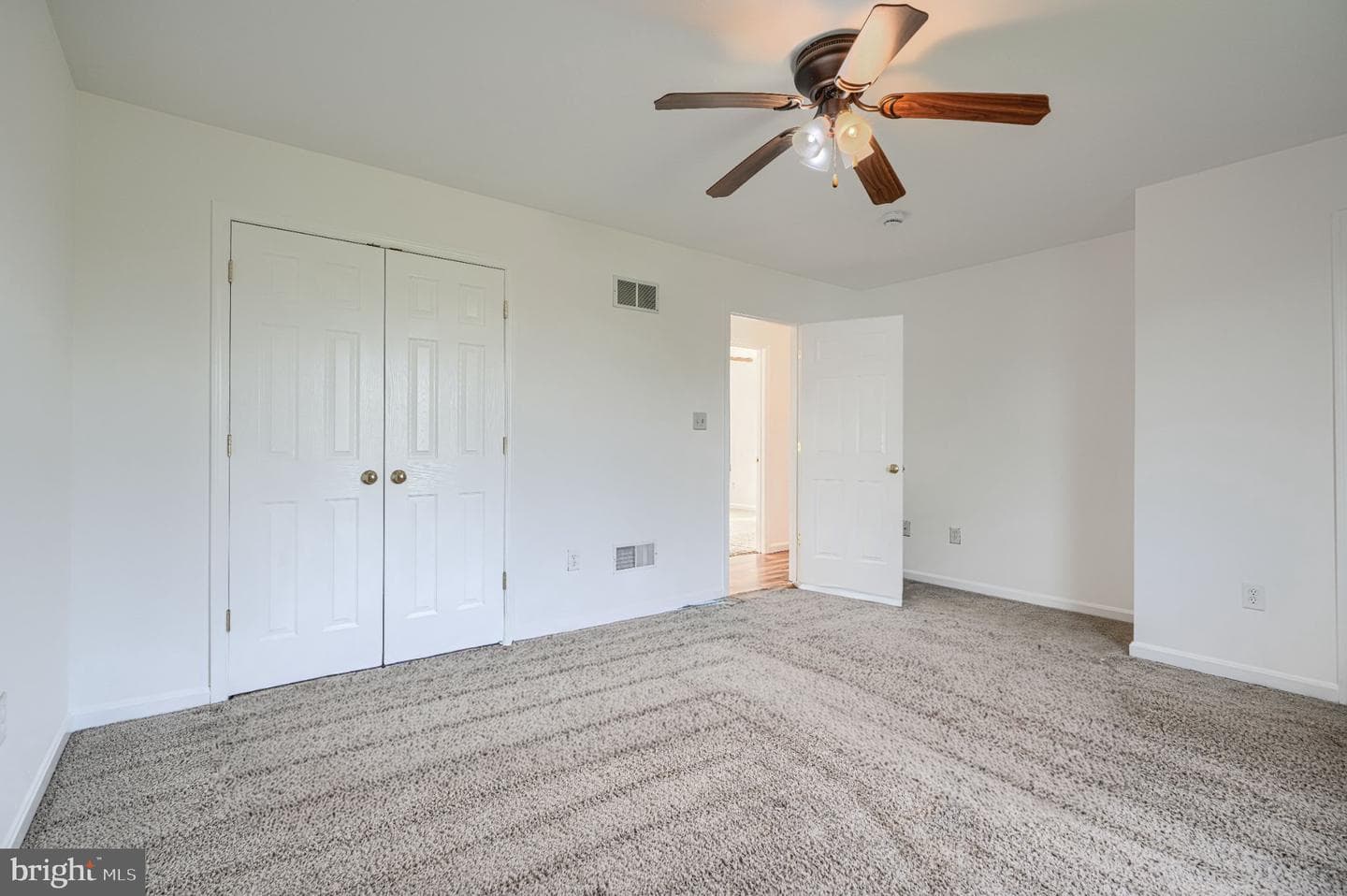 681 Grant Drive photo 22