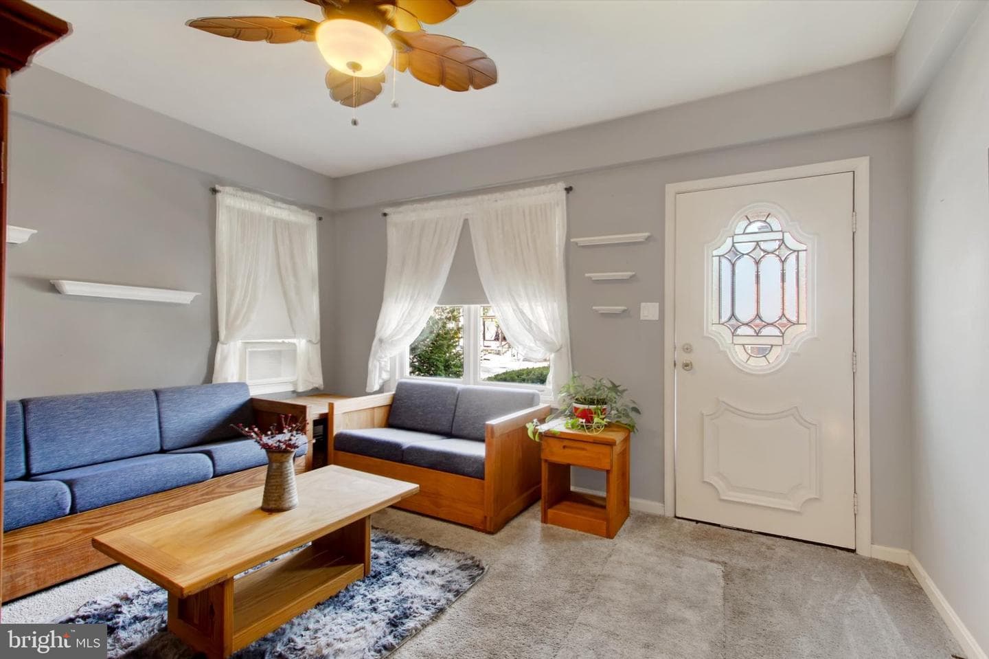 460 Baltimore Street photo 11