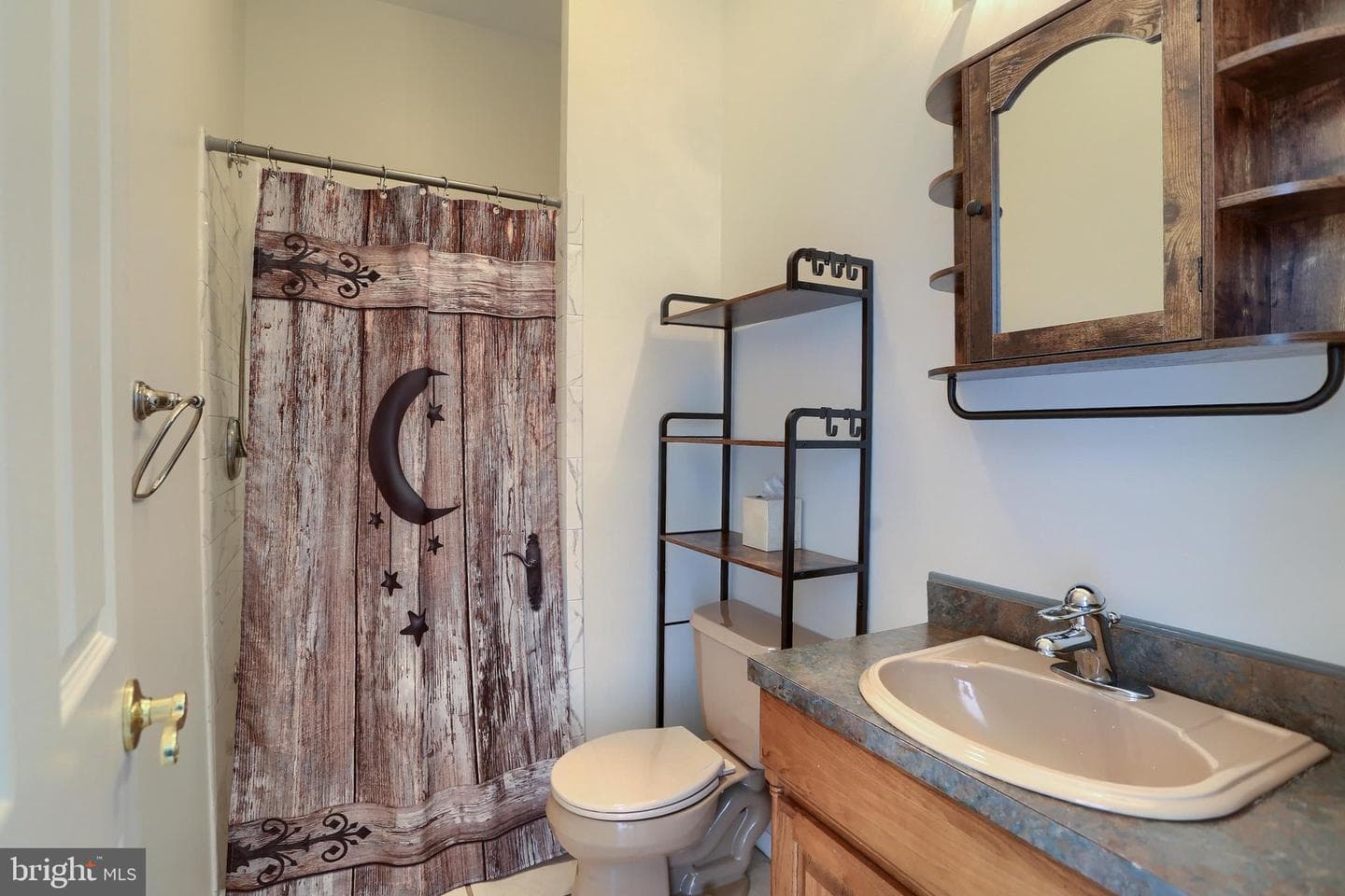 422 Bollinger Road photo 26