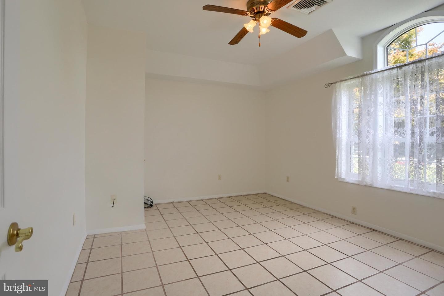 422 Bollinger Road photo 9