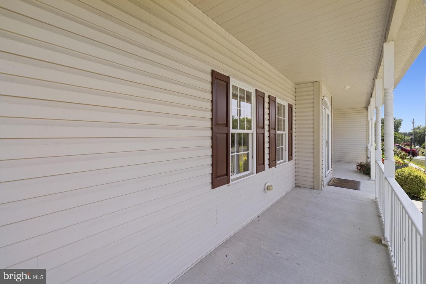 690 Grant Drive photo 10