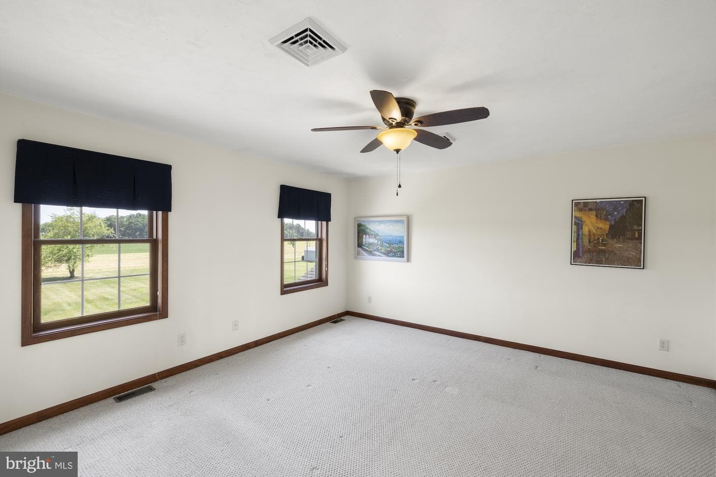 690 Grant Drive photo 29