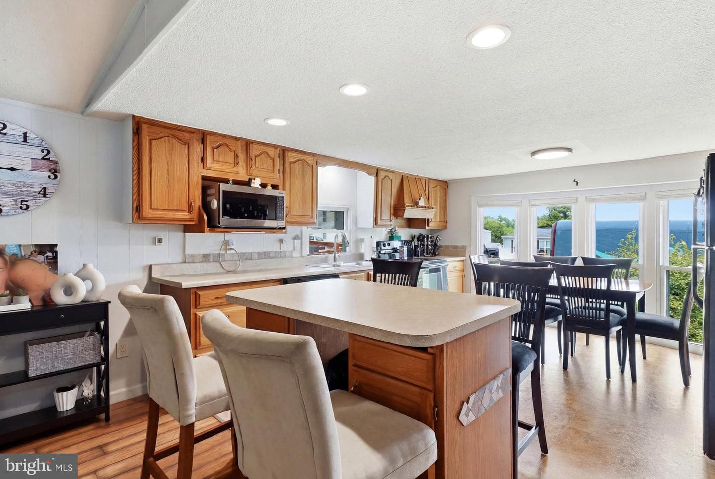 157 Linda Drive photo 4
