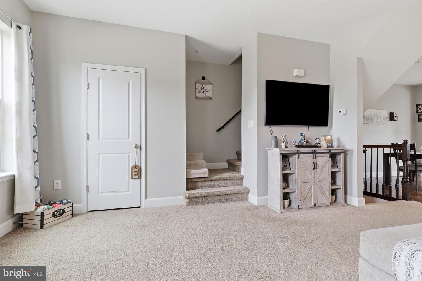 207 Katelyn Drive photo 7