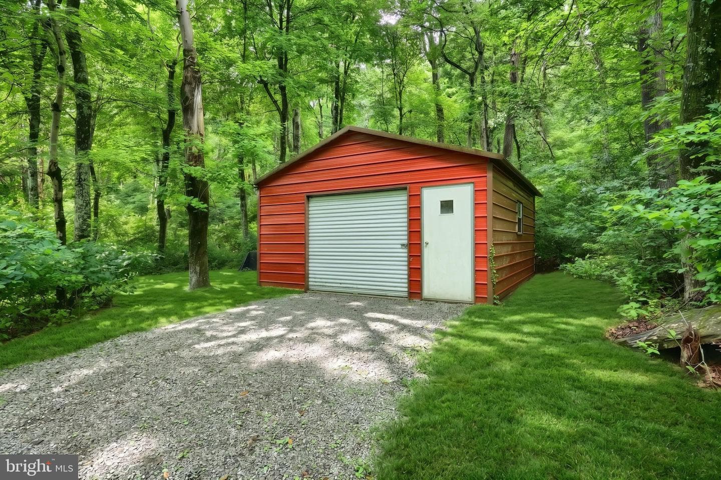 345 Moritz Road photo 10