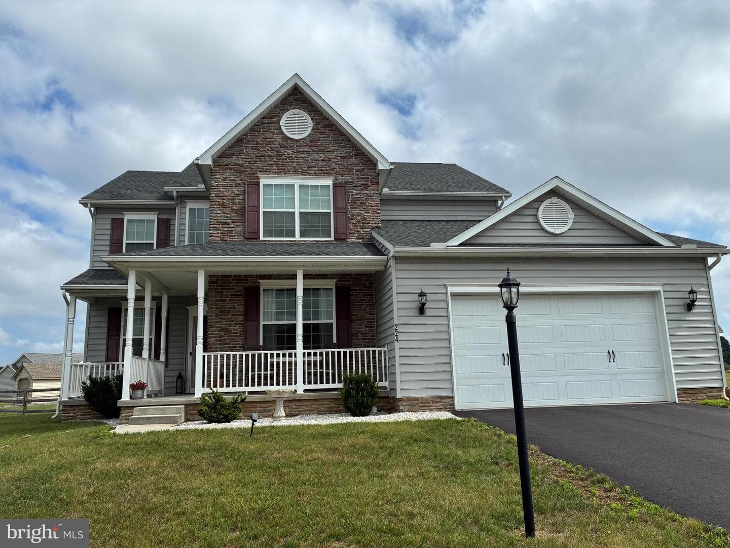 224 Friendly Drive photo 1
